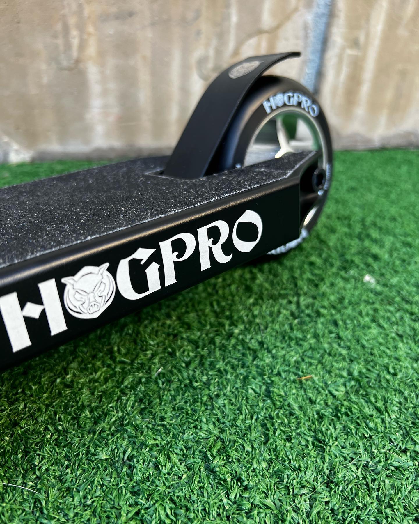 HogPro P2 stunt scooter, T-bar,  Black deck with 100mm silver core wheels (Black Grips)